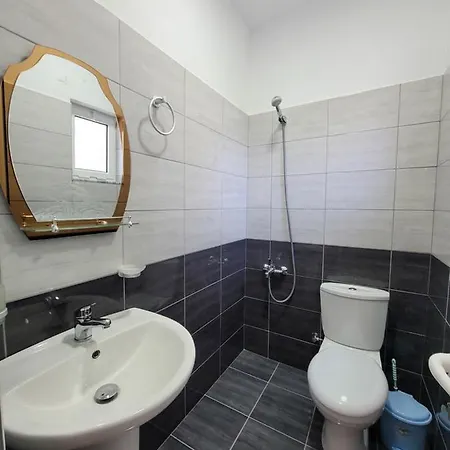 Geri Guest house *