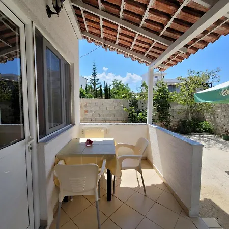 Geri Guest house Ksamil