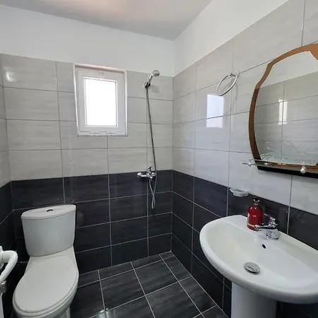 Geri Guest house Ksamil