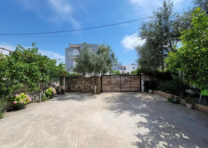 Geri Гостевой дом 3*